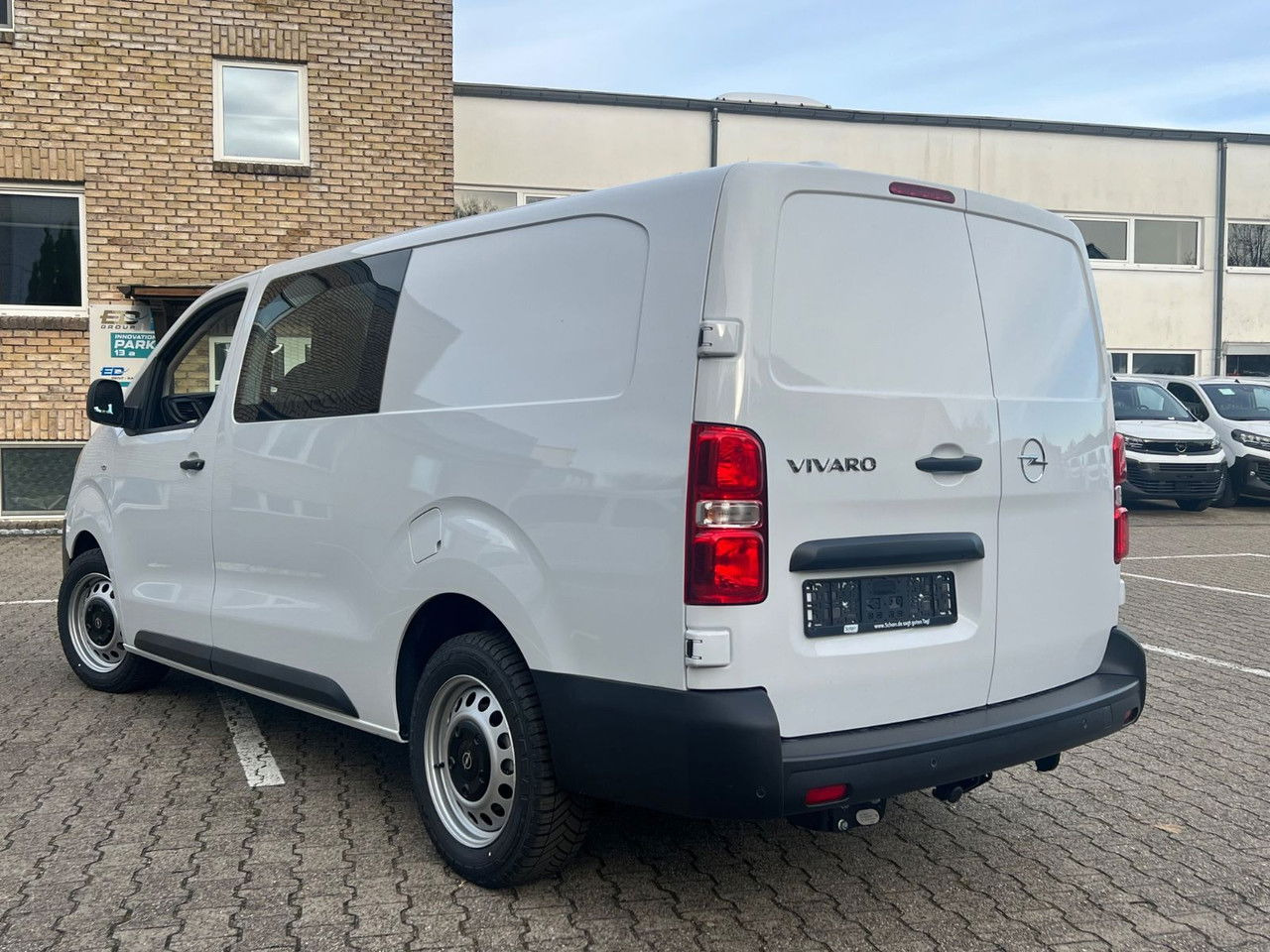 Opel Vivaro Flex L3 6 Sitze Allwetter AHK Rückfahrka - Väike kaubik: pilt 5 Opel Vivaro Flex L3 6 Sitze Allwetter AHK Rückfahrka - Väike kaubik: pilt 5