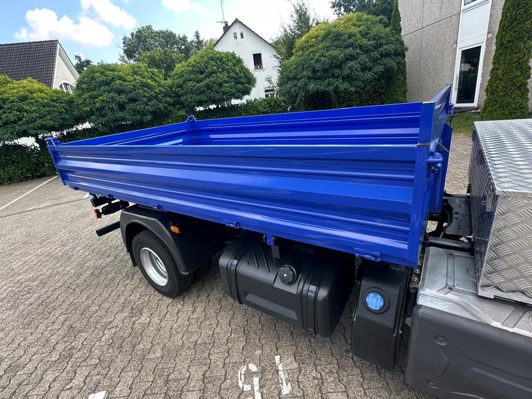 Renault D 12.240 Werkzeugkasten-Dreiseitenkipper 12 to - Kallurauto: pilt 4 Renault D 12.240 Werkzeugkasten-Dreiseitenkipper 12 to - Kallurauto: pilt 4