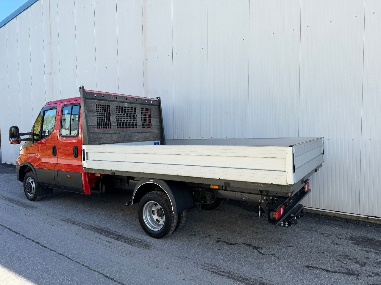 Iveco Daily 35C180 3,0D Doka AHK - Madelauto, Meeskonnaauto: pilt 4 Iveco Daily 35C180 3,0D Doka AHK - Madelauto, Meeskonnaauto: pilt 4
