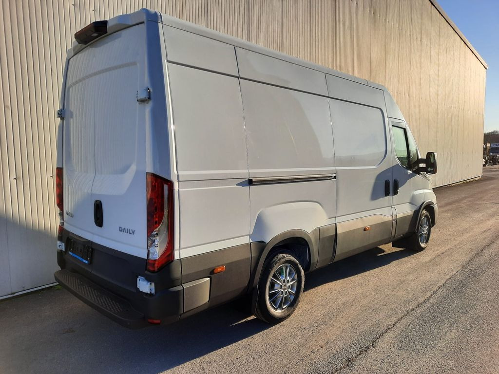 Iveco Daily 35S14 8g HiMatic L3H2 Mod.25 - Kaubik: pilt 3 Iveco Daily 35S14 8g HiMatic L3H2 Mod.25 - Kaubik: pilt 3
