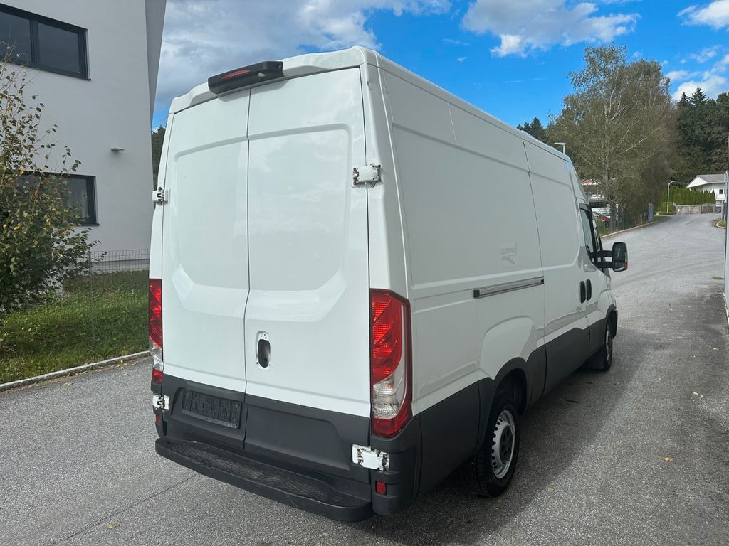 Iveco Daily 35S16 Navi Automat Carrier - Tarbesõiduk külmik: pilt 3 Iveco Daily 35S16 Navi Automat Carrier - Tarbesõiduk külmik: pilt 3