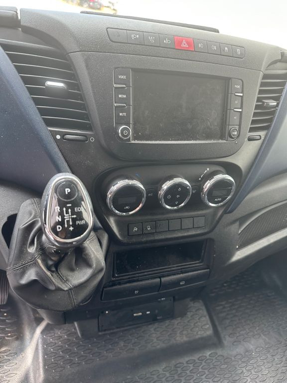 Tarbesõiduk külmik Iveco Daily 35S16 Navi Automat Carrier: pilt 9