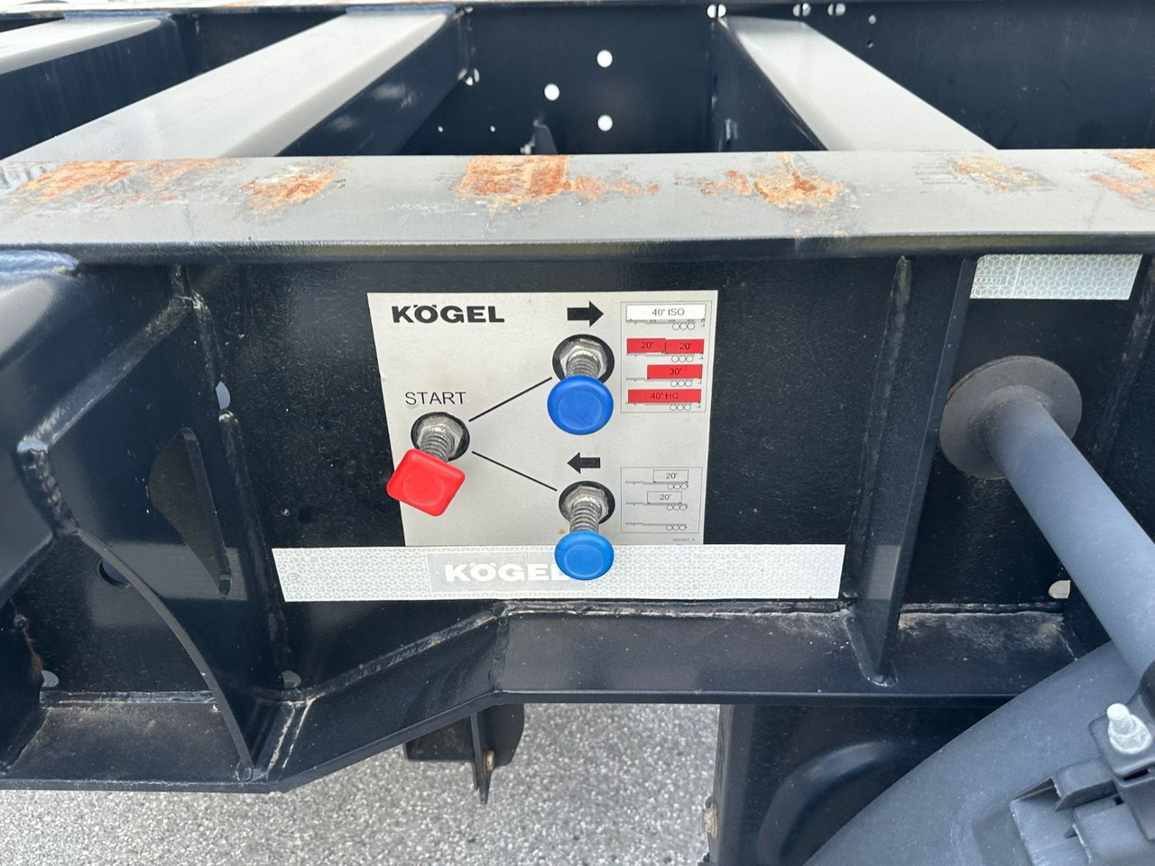 Kögel SN 24 LIFT SAF 2x20 1x30 1x40 6STK - Konteinerveduk/ Tõstukiga poolhaagis: pilt 5 Kögel SN 24 LIFT SAF 2x20 1x30 1x40 6STK - Konteinerveduk/ Tõstukiga poolhaagis: pilt 5