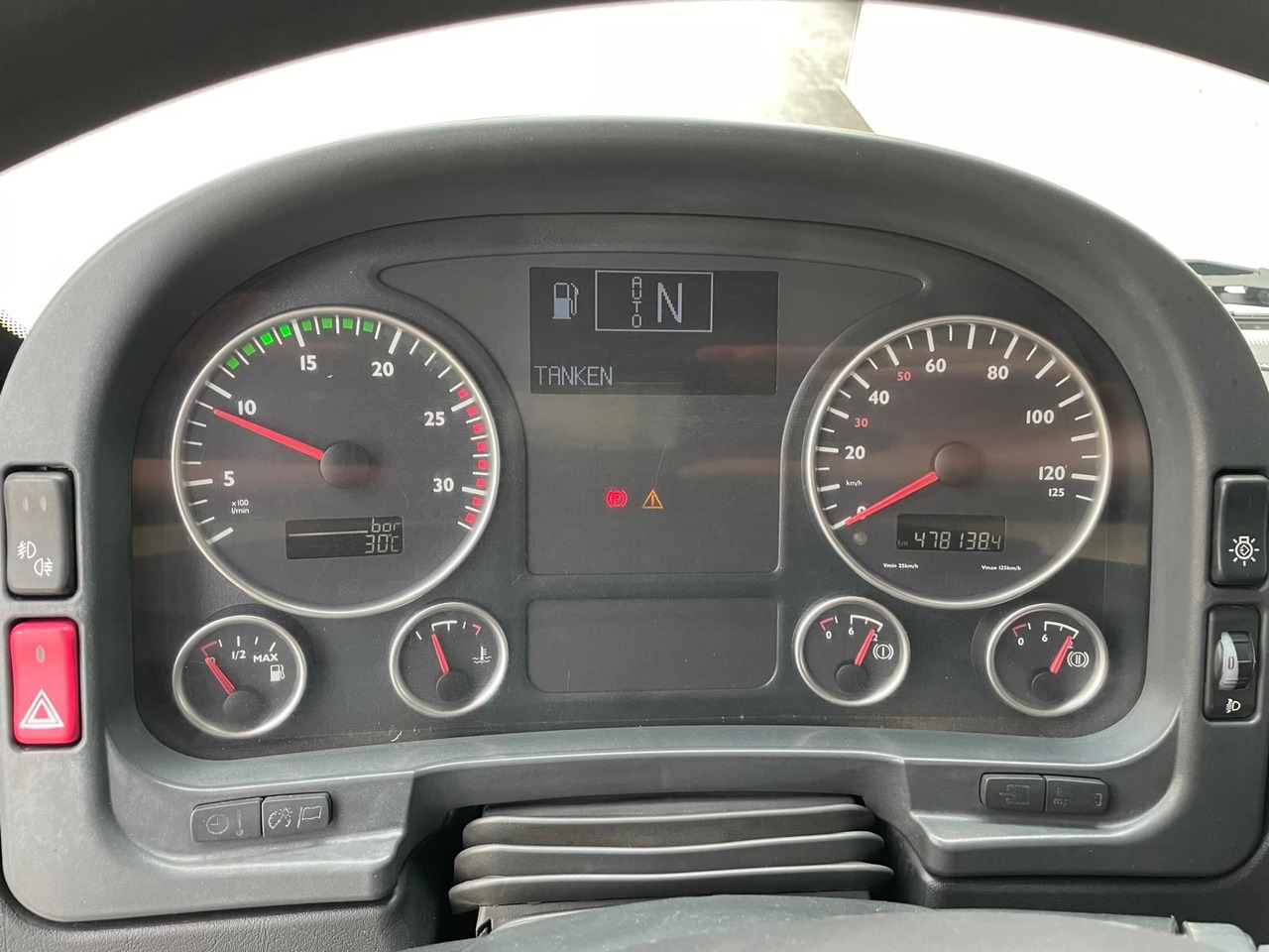 Prügiauto MAN TGA 26.390: pilt 8 Prügiauto MAN TGA 26.390: pilt 8