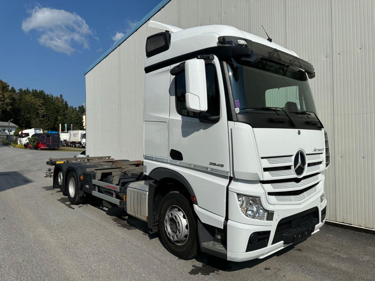 Mercedes-Benz Actros 2545 2T LBW - Konteinerveduk/ Tõstukiga veoauto: pilt 2 Mercedes-Benz Actros 2545 2T LBW - Konteinerveduk/ Tõstukiga veoauto: pilt 2