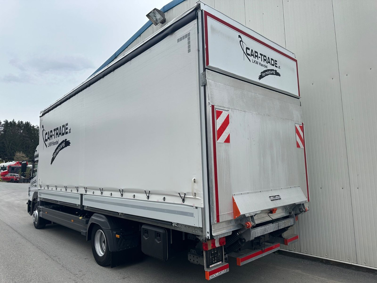 Mercedes-Benz Atego 1524 BigSpace LBW Navi/Kamera - Tent veoauto: pilt 4 Mercedes-Benz Atego 1524 BigSpace LBW Navi/Kamera - Tent veoauto: pilt 4