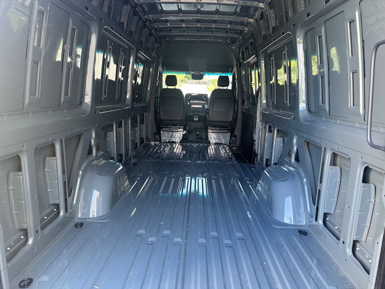 Mercedes-Benz Sprinter 317 cdi - Campervan: pilt 5 Mercedes-Benz Sprinter 317 cdi - Campervan: pilt 5