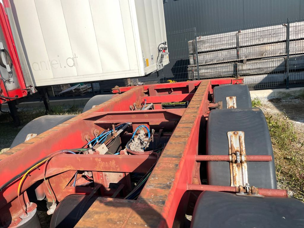 Renders 3 Achs Teleskop Liftachse Renders 3 Achs Teleskop Liftachse - Konteinerveduk/ Tõstukiga poolhaagis: pilt 5 Renders 3 Achs Teleskop Liftachse Renders 3 Achs Teleskop Liftachse - Konteinerveduk/ Tõstukiga poolhaagis: pilt 5