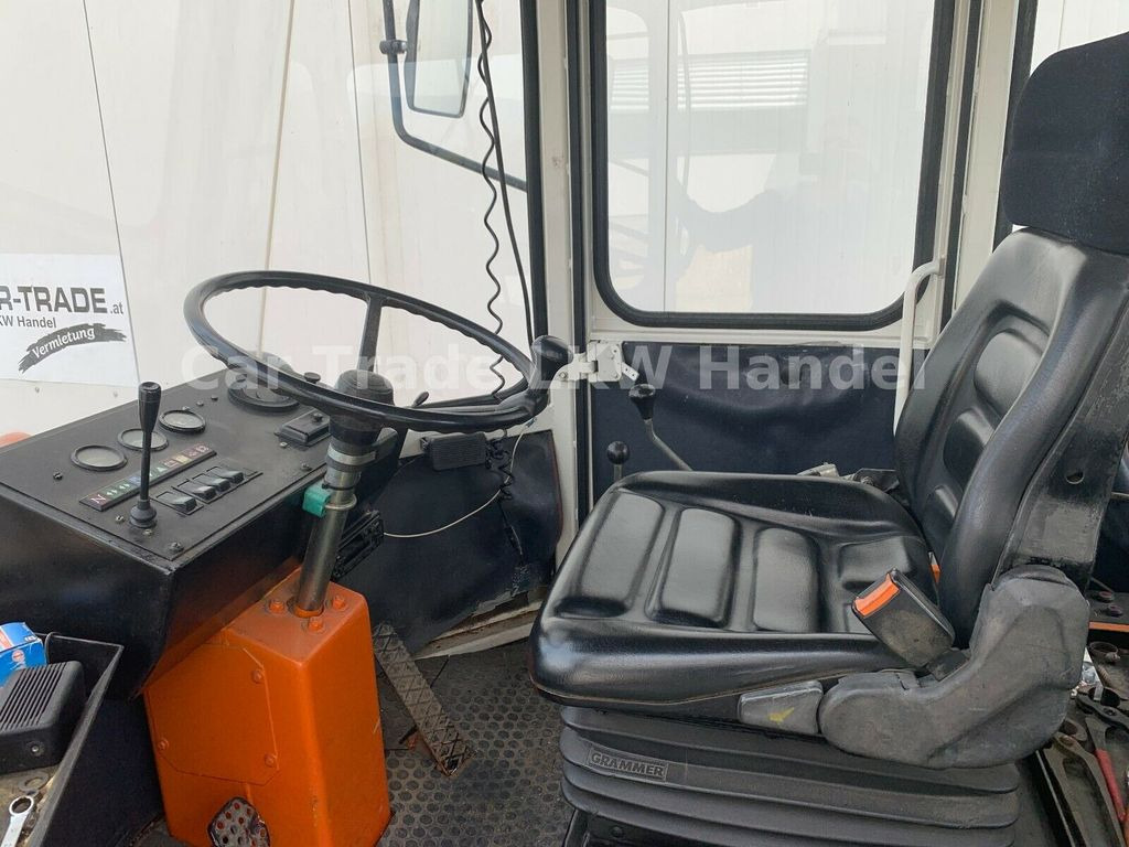 Schaeff SKB 902 - Ekskavaator-laadur: pilt 5 Schaeff SKB 902 - Ekskavaator-laadur: pilt 5