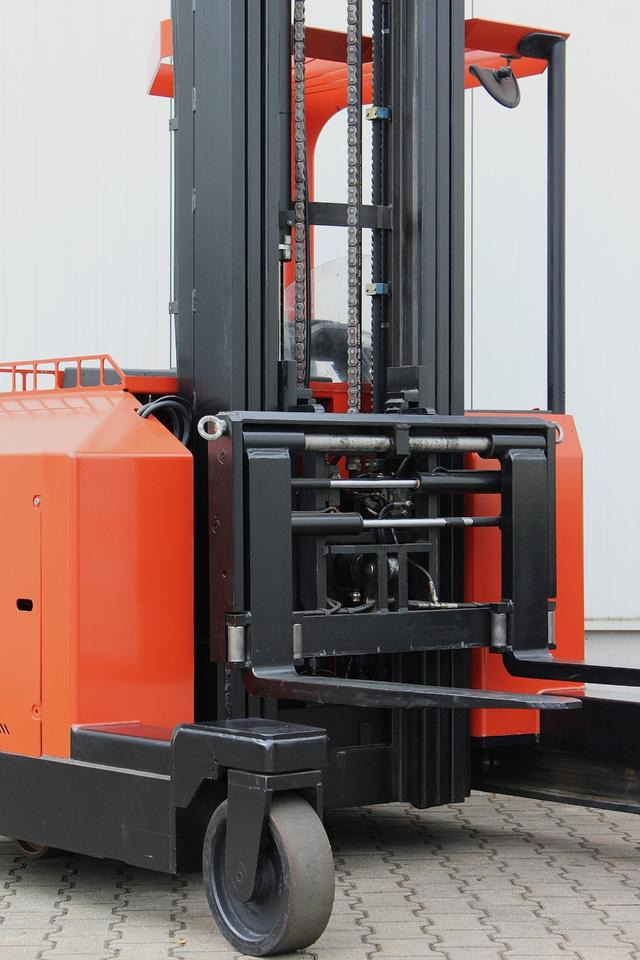 4-suunaline lükandmastiga tõstuk BT FR2.7 - 4-Wege-Stapler B: pilt 7 4-suunaline lükandmastiga tõstuk BT FR2.7 - 4-Wege-Stapler B: pilt 7