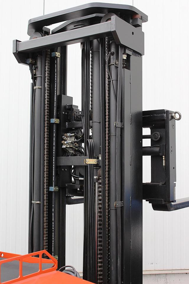 4-suunaline lükandmastiga tõstuk BT FR2.7 - 4-Wege-Stapler B: pilt 18 4-suunaline lükandmastiga tõstuk BT FR2.7 - 4-Wege-Stapler B: pilt 18