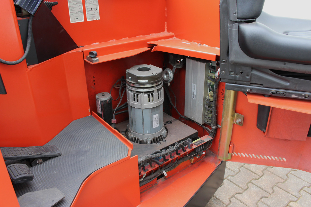 4-suunaline lükandmastiga tõstuk BT FR2.7 - 4-Wege-Stapler B: pilt 29 4-suunaline lükandmastiga tõstuk BT FR2.7 - 4-Wege-Stapler B: pilt 29