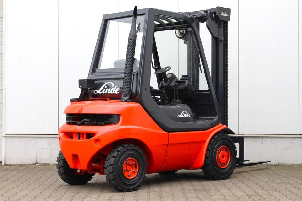 LINDE H20D Diesel TOP Zustand - UVV NEU - Diiseltõstuk: pilt 1 LINDE H20D Diesel TOP Zustand - UVV NEU - Diiseltõstuk: pilt 1
