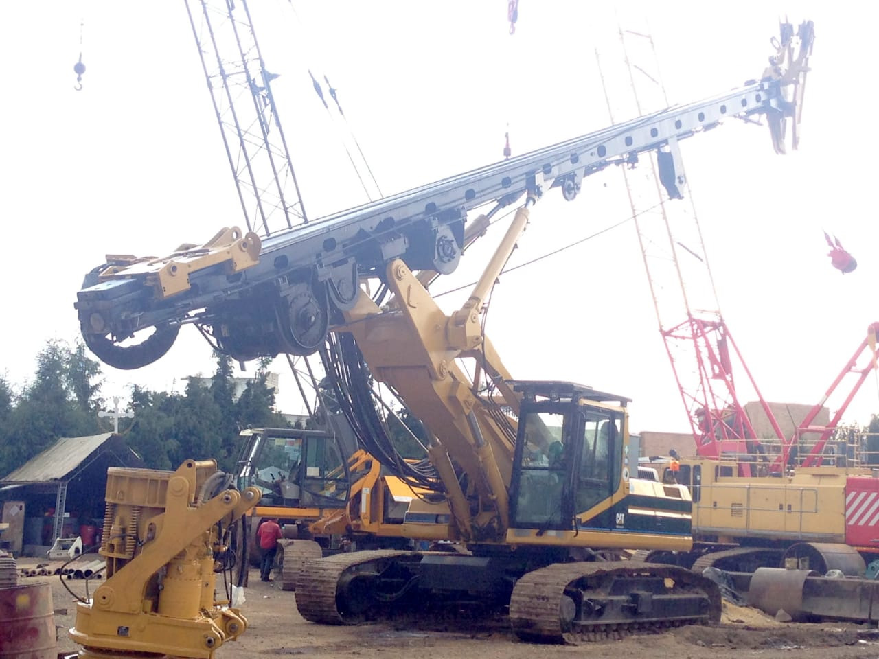 Bauer BG 18H - Puurimisplatvorm: pilt 2 Bauer BG 18H - Puurimisplatvorm: pilt 2