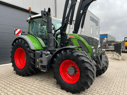 Fendt 720 S4 PROFI PLUS - Traktor: pilt 2 Fendt 720 S4 PROFI PLUS - Traktor: pilt 2