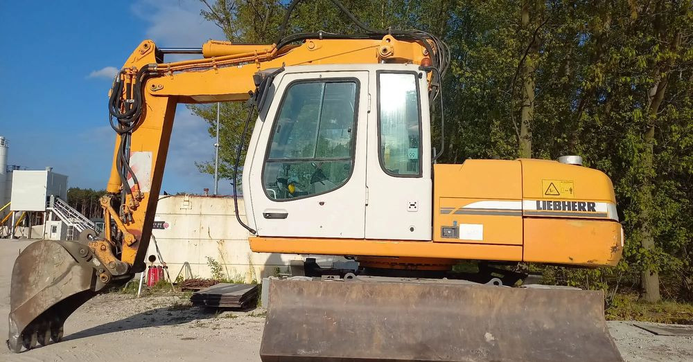 Liebherr A316 - Ratastel ekskavaator: pilt 1 Liebherr A316 - Ratastel ekskavaator: pilt 1
