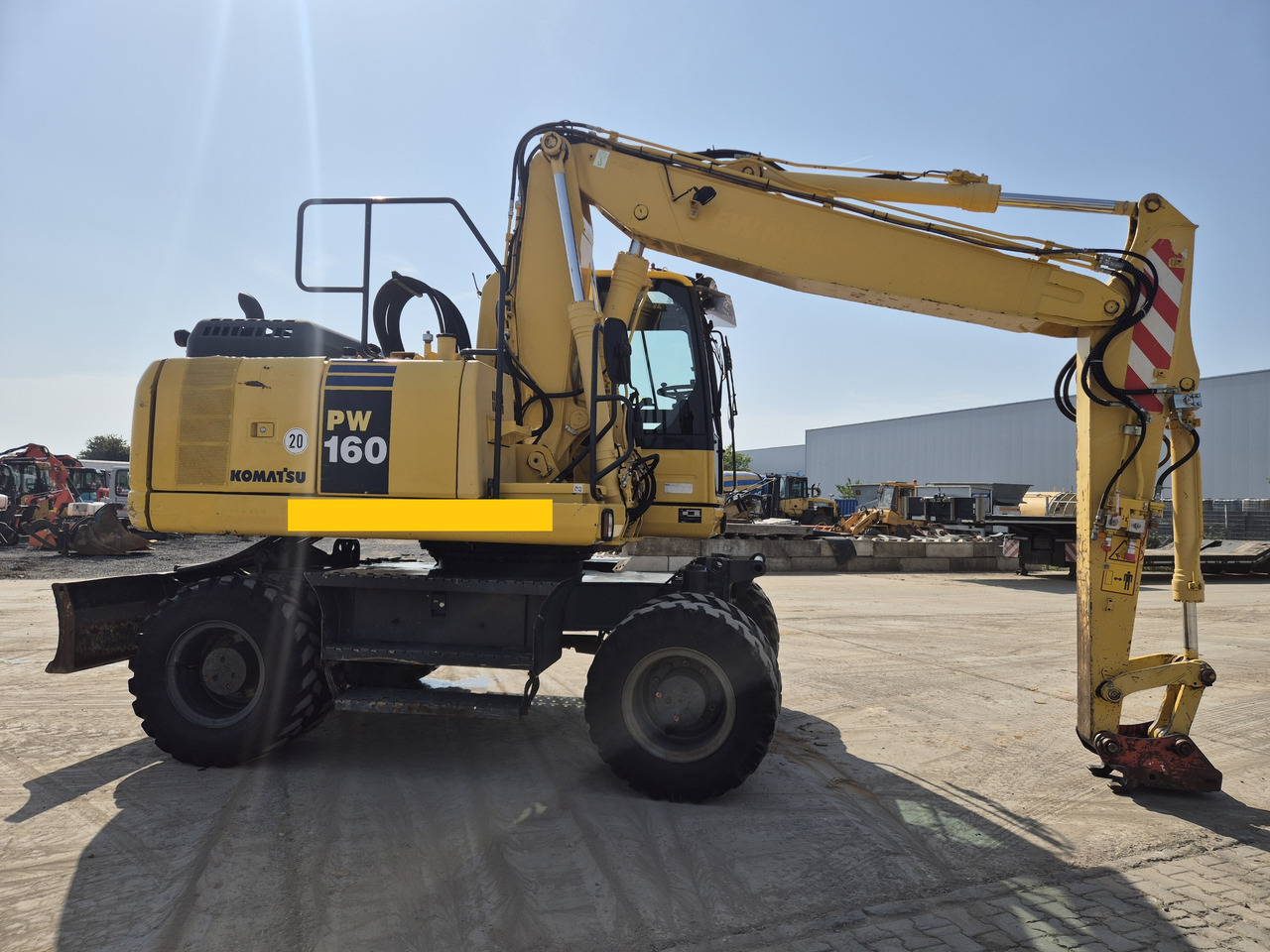 KOMATSU PW 160 - 8 - Ratastel ekskavaator: pilt 4 KOMATSU PW 160 - 8 - Ratastel ekskavaator: pilt 4