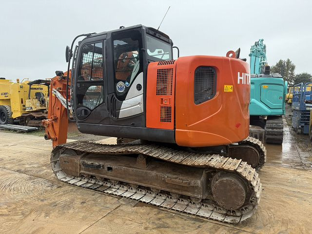 HITACHI ZX135USK-5B - Lintekskavaator: pilt 3 HITACHI ZX135USK-5B - Lintekskavaator: pilt 3