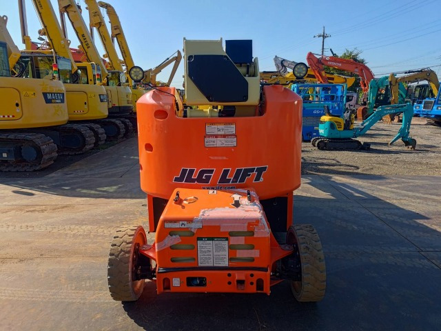 JLG M400AJPN - Liigendpoom: pilt 4 JLG M400AJPN - Liigendpoom: pilt 4