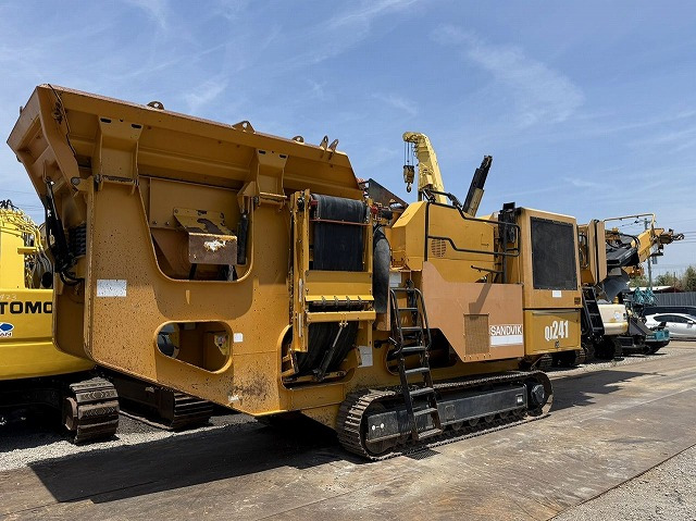 SANDVIK QJ241 - Mobiilne purusti: pilt 5 SANDVIK QJ241 - Mobiilne purusti: pilt 5