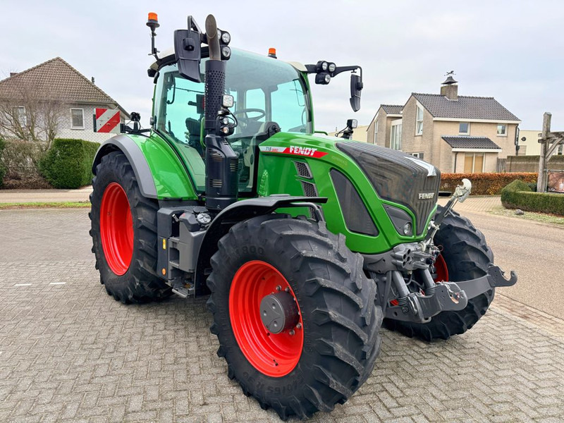 Fendt 718 Vario Power+ Gen 6 - Traktor: pilt 4 Fendt 718 Vario Power+ Gen 6 - Traktor: pilt 4