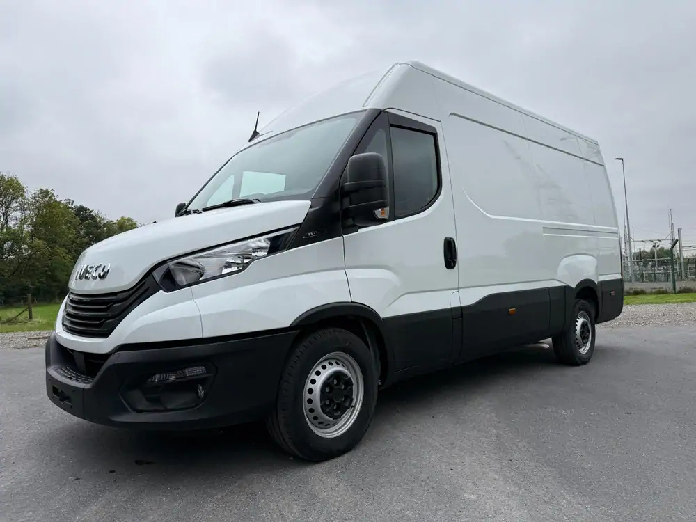 Iveco Daily 35-140 *L2H2*DISPO DE STOCK*Airco*Cruise control - Kaubik: pilt 1 Iveco Daily 35-140 *L2H2*DISPO DE STOCK*Airco*Cruise control - Kaubik: pilt 1