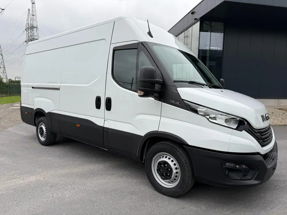 Iveco Daily 35-140 *L2H2*DISPO DE STOCK*Airco*Cruise control - Kaubik: pilt 2 Iveco Daily 35-140 *L2H2*DISPO DE STOCK*Airco*Cruise control - Kaubik: pilt 2
