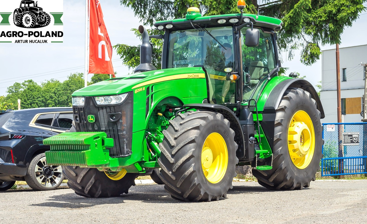 JOHN DEERE 8295 R - 5105 h - POWERSHIFT - AUTOTRAC - 2016 ROK - ORYGINALNE OPONY - Traktor: pilt 2 JOHN DEERE 8295 R - 5105 h - POWERSHIFT - AUTOTRAC - 2016 ROK - ORYGINALNE OPONY - Traktor: pilt 2