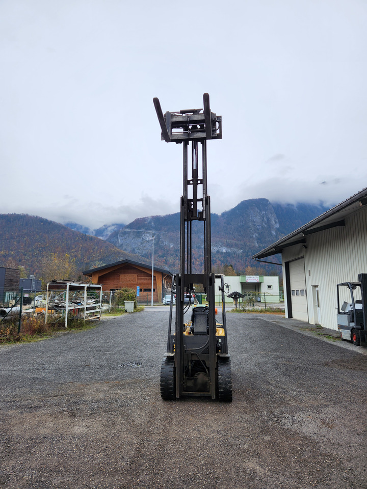 DAEWOO G30E-3 - Gaasitõstuk: pilt 2 DAEWOO G30E-3 - Gaasitõstuk: pilt 2