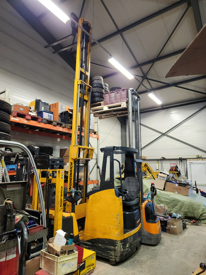 JUNGHEINRICH ETV112 - Küljelaadur: pilt 2 JUNGHEINRICH ETV112 - Küljelaadur: pilt 2