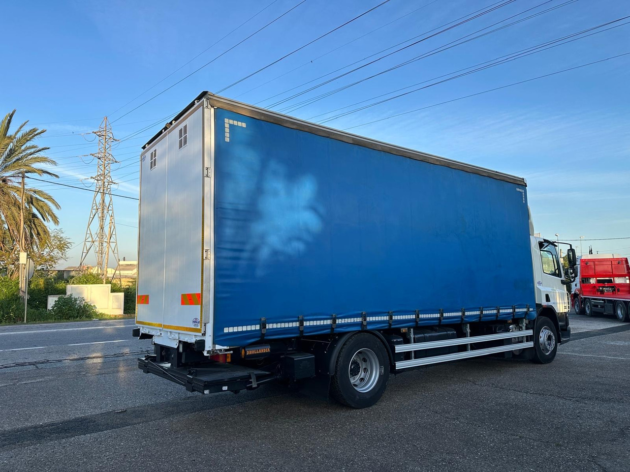DAF CF 75.310 - Tent veoauto: pilt 4 DAF CF 75.310 - Tent veoauto: pilt 4