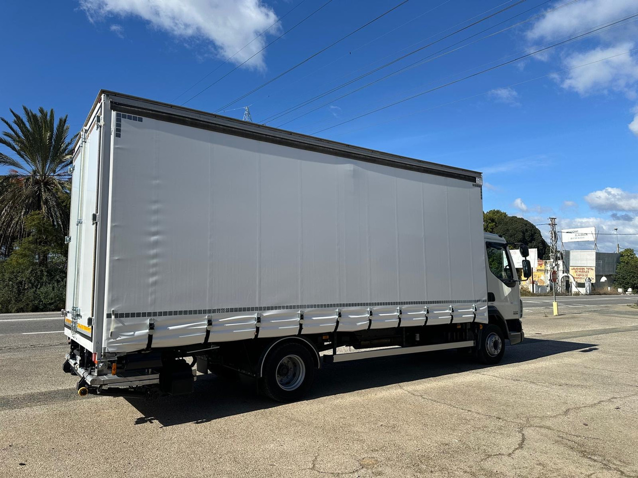 DAF LF 45.250 - Tent veoauto: pilt 3 DAF LF 45.250 - Tent veoauto: pilt 3