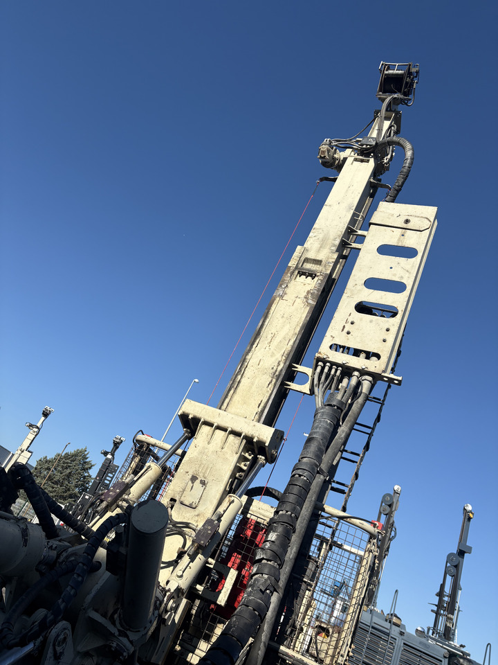 COMACCHIO MC 8 - Puurimisplatvorm: pilt 5 COMACCHIO MC 8 - Puurimisplatvorm: pilt 5