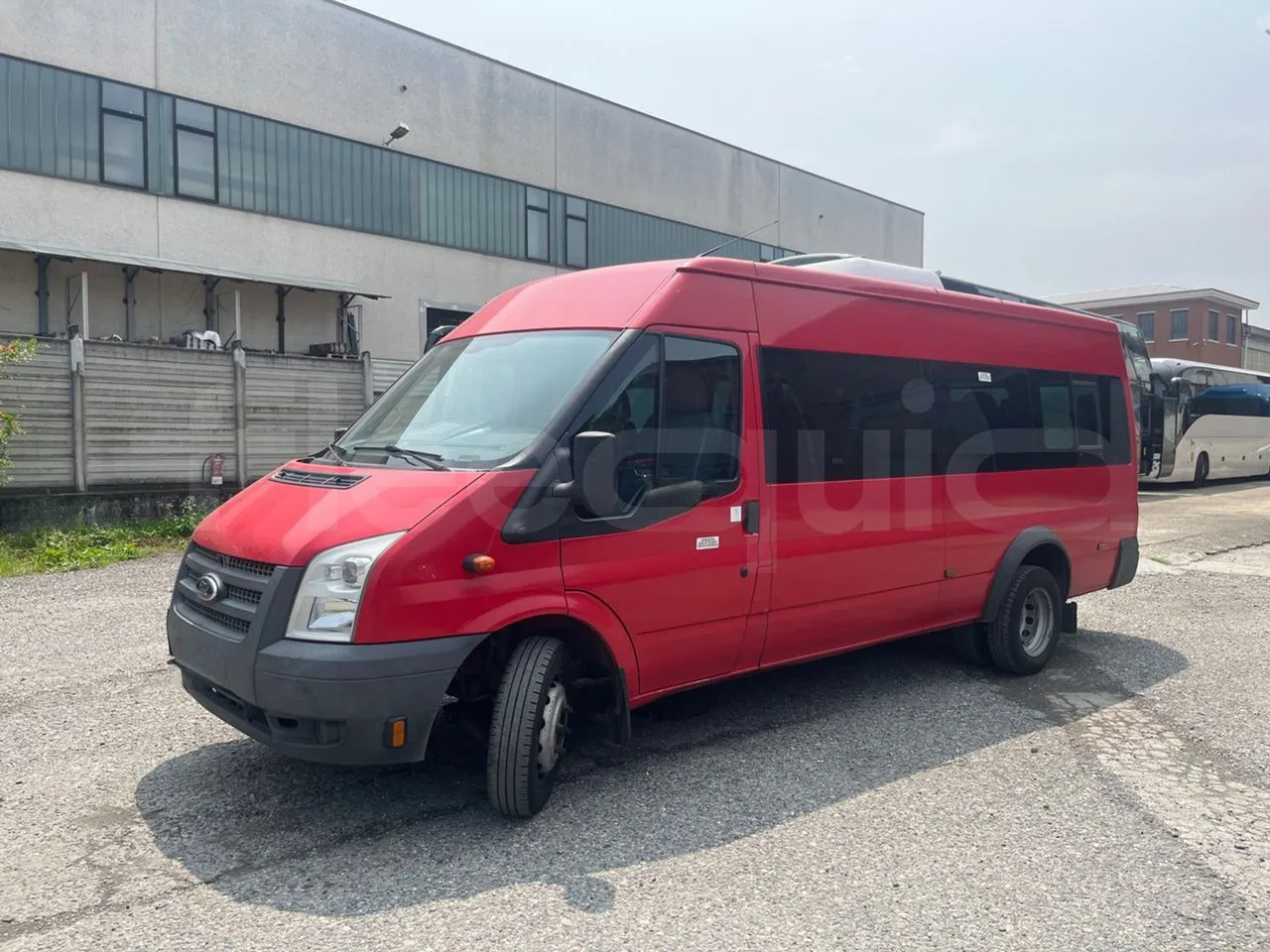 Ford Transit Tourneo - Maakonnaliini buss: pilt 3 Ford Transit Tourneo - Maakonnaliini buss: pilt 3