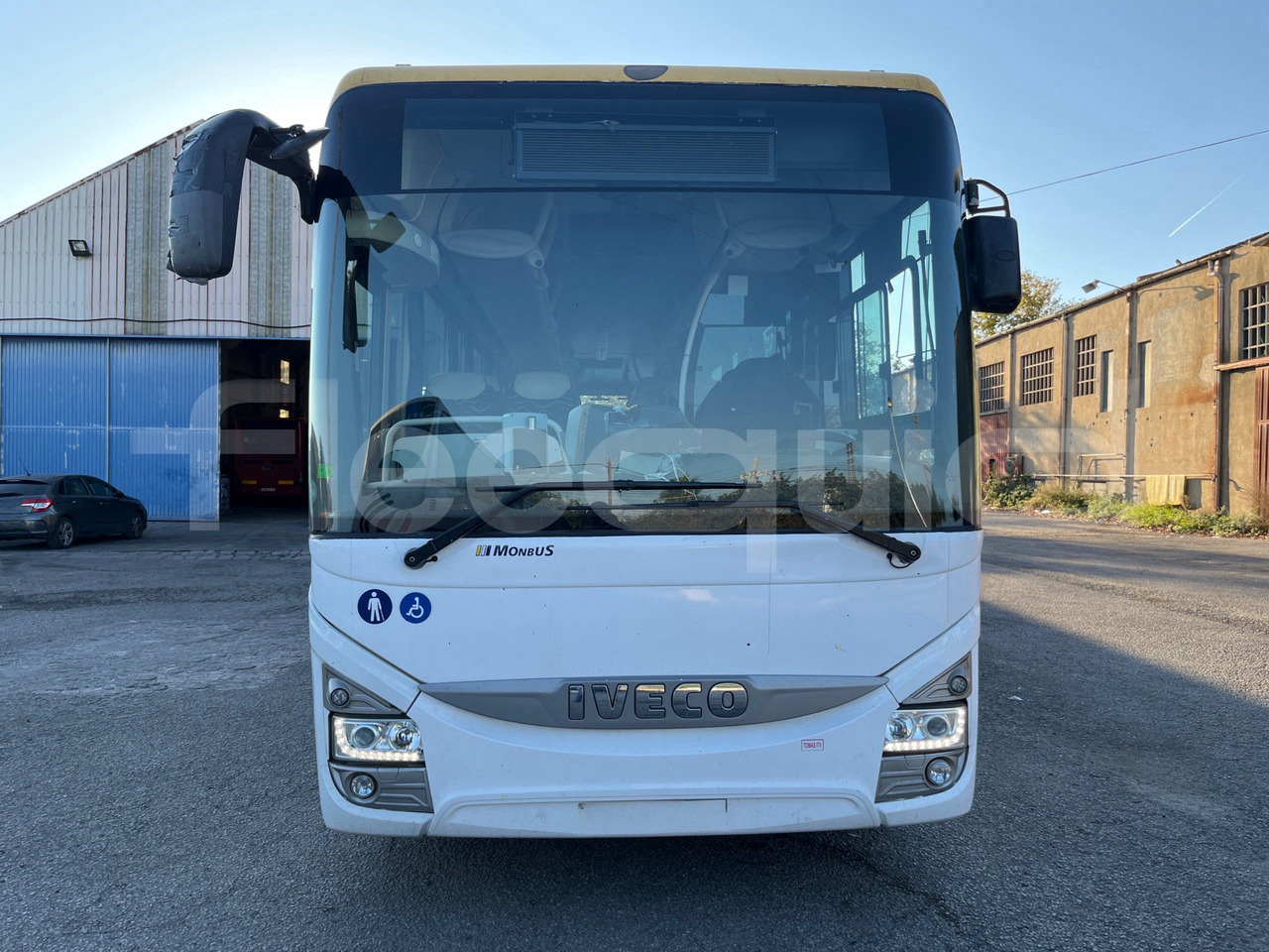 Iveco Crossway - Maakonnaliini buss: pilt 2 Iveco Crossway - Maakonnaliini buss: pilt 2
