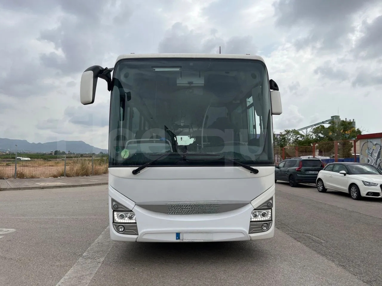 Iveco Crossway - Maakonnaliini buss: pilt 2 Iveco Crossway - Maakonnaliini buss: pilt 2