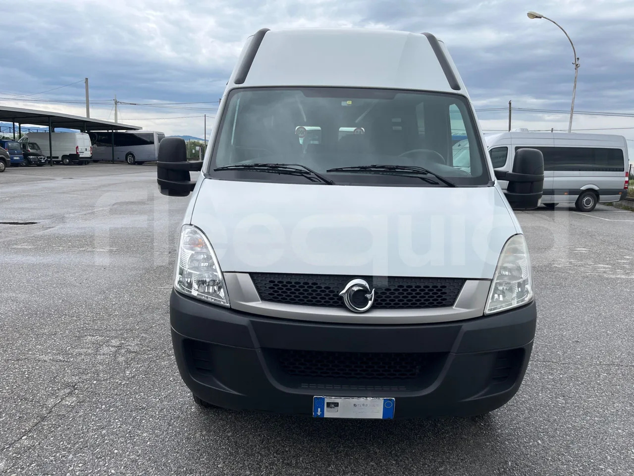Iveco Daily - Väikebuss, Mikrobuss: pilt 2 Iveco Daily - Väikebuss, Mikrobuss: pilt 2