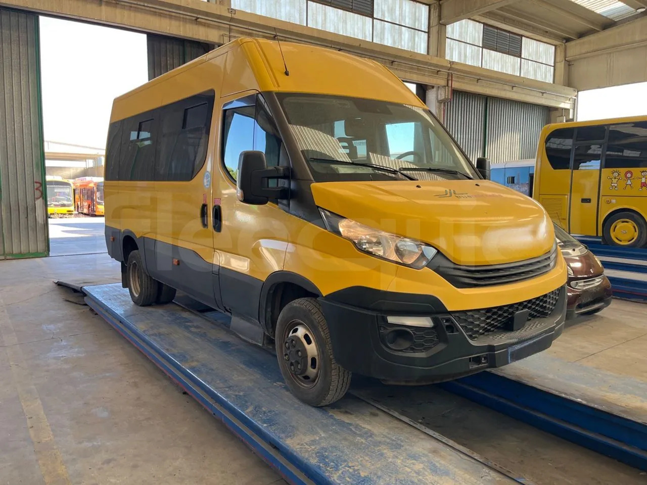 Iveco Daily - Koolibuss: pilt 1 Iveco Daily - Koolibuss: pilt 1