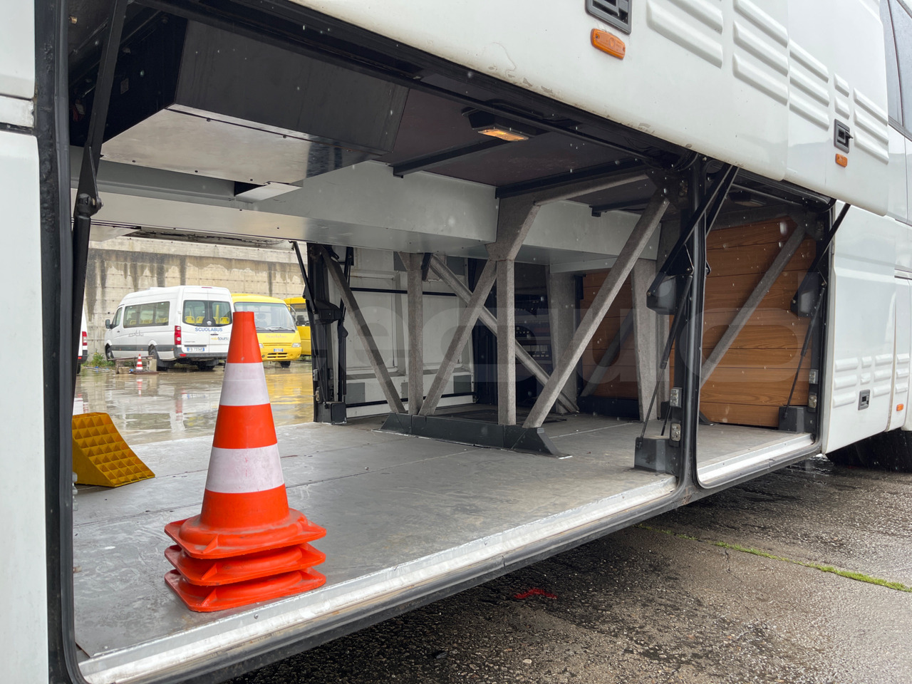 Kaugsõidu buss Iveco Euroclass: pilt 8