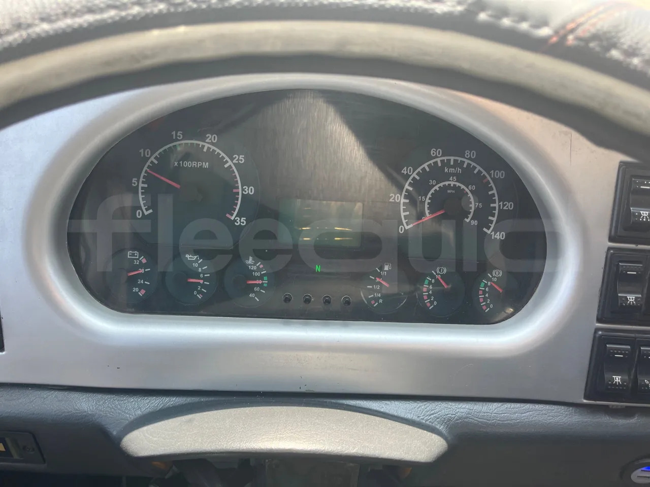 King Long XMQ6800 - Koolibuss: pilt 3 King Long XMQ6800 - Koolibuss: pilt 3