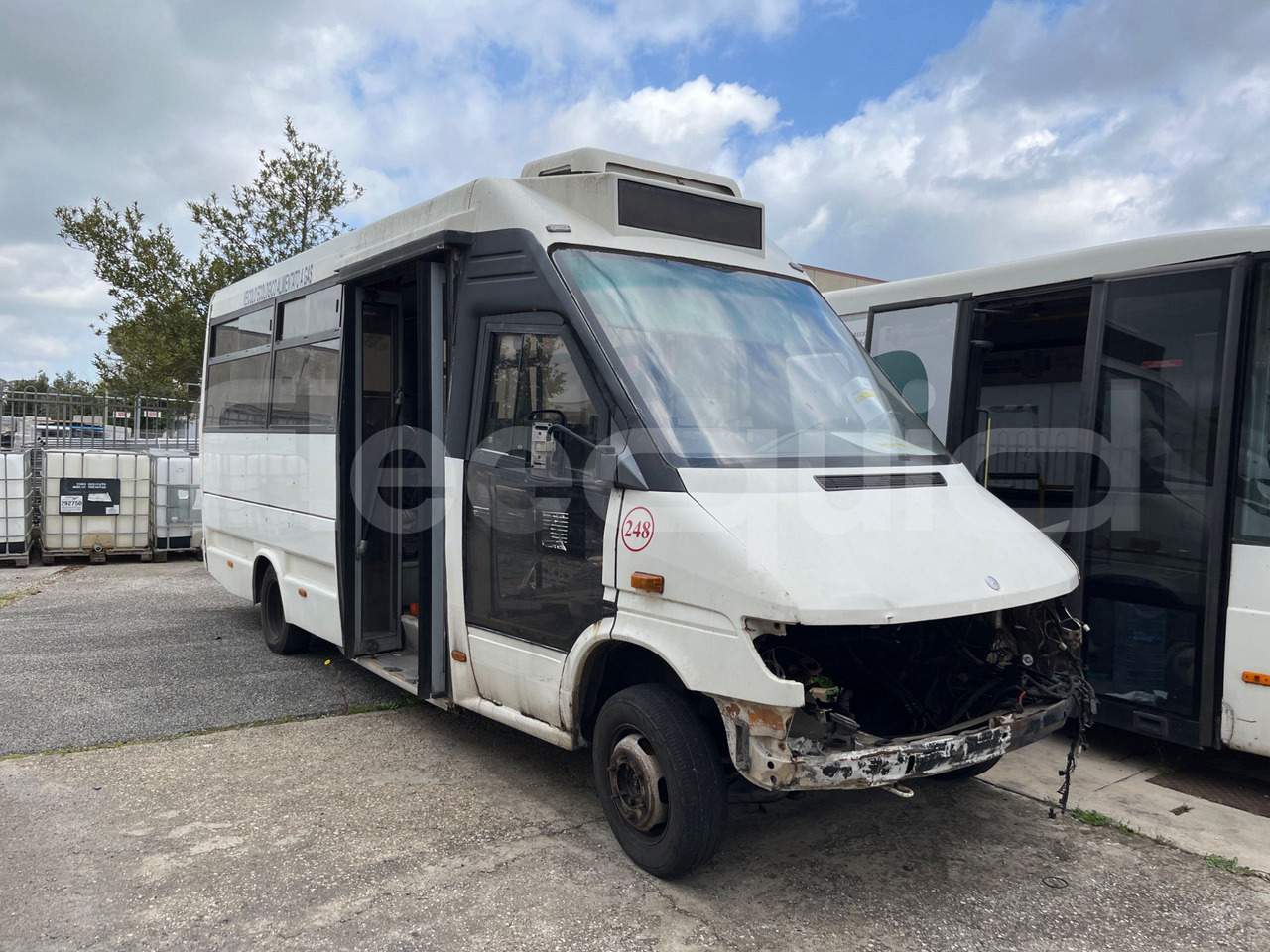 Mercedes-Benz 414T - Väikebuss, Mikrobuss: pilt 1 Mercedes-Benz 414T - Väikebuss, Mikrobuss: pilt 1