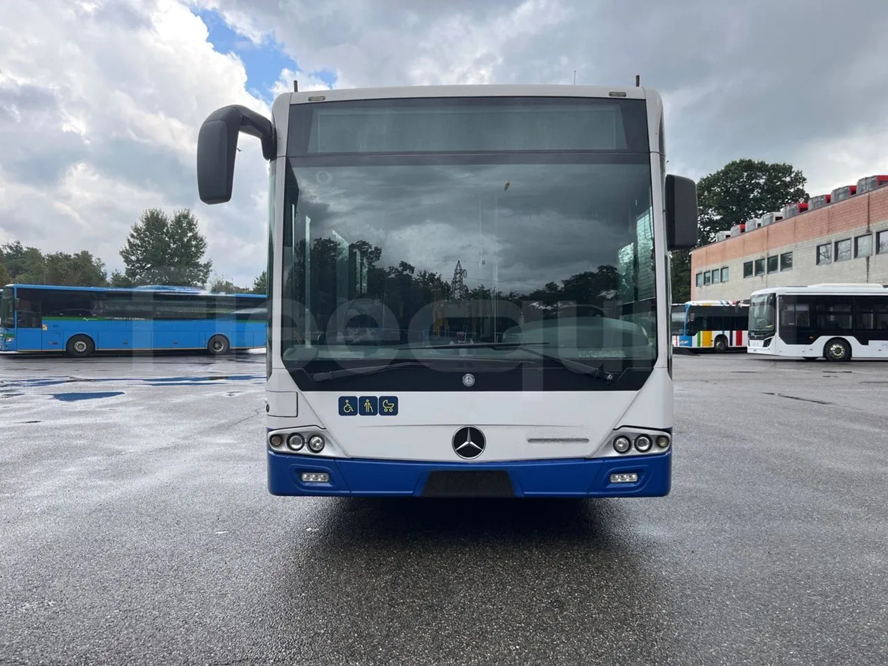 Mercedes-Benz Conecto - Linnaliini buss: pilt 2 Mercedes-Benz Conecto - Linnaliini buss: pilt 2