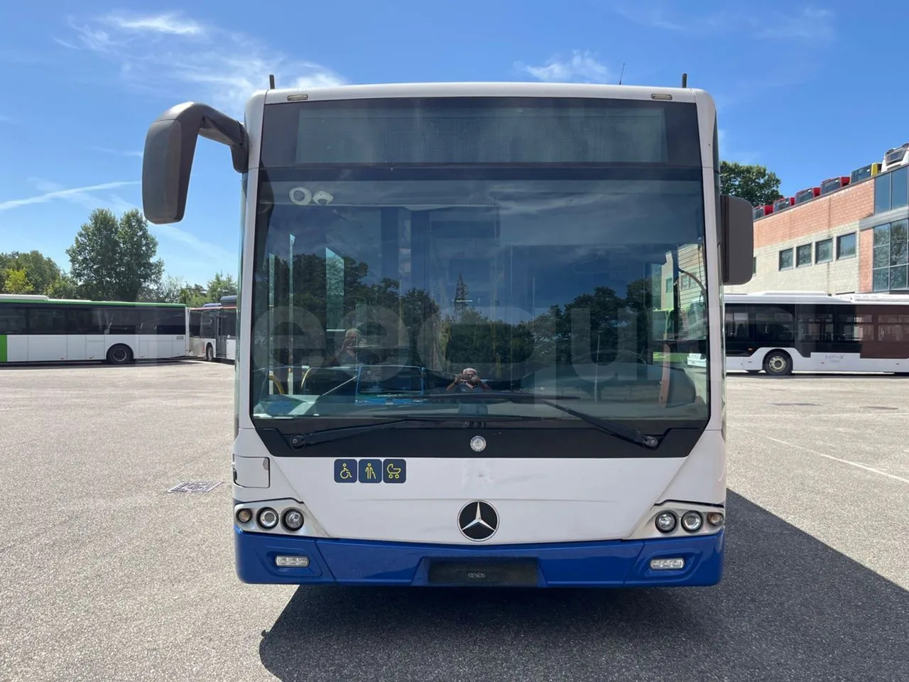 Mercedes-Benz Conecto - Linnaliini buss: pilt 2 Mercedes-Benz Conecto - Linnaliini buss: pilt 2