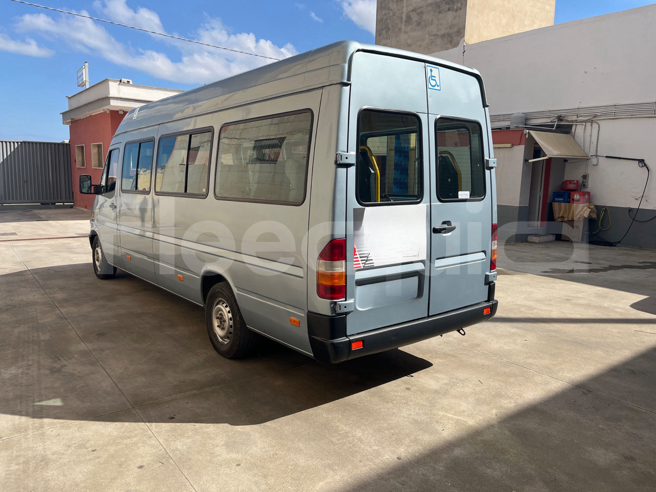 Väikebuss, Mikrobuss Mercedes-Benz Sprinter: pilt 7