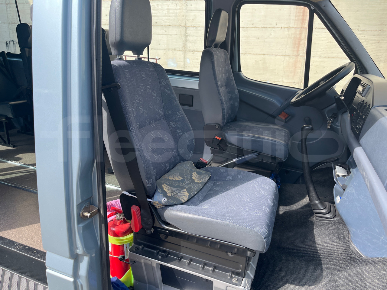 Väikebuss, Mikrobuss Mercedes-Benz Sprinter: pilt 16