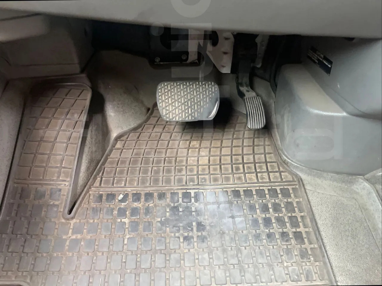 Mercedes-Benz Sprinter - Kaugsõidu buss: pilt 2 Mercedes-Benz Sprinter - Kaugsõidu buss: pilt 2