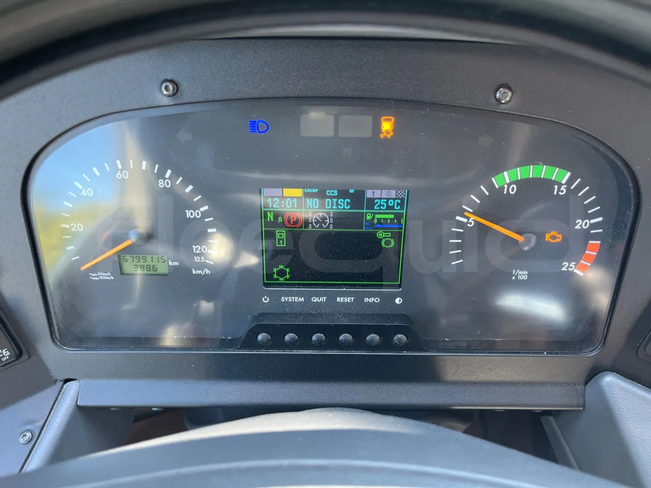 Mercedes-Benz Tourismo - Kaugsõidu buss: pilt 3 Mercedes-Benz Tourismo - Kaugsõidu buss: pilt 3