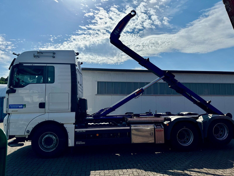 MAN TGX 26.580 BL 6x2 Zwillingbereifte Liftachse Abroller Hiab Funk- - Konkstõstukiga veoauto: pilt 5 MAN TGX 26.580 BL 6x2 Zwillingbereifte Liftachse Abroller Hiab Funk- - Konkstõstukiga veoauto: pilt 5