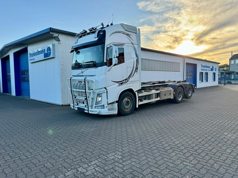 Volvo FH 540 6x4 Liftachse ARK-Hooklift-Funk-Radio-Comand Retarder - Konkstõstukiga veoauto: pilt 1 Volvo FH 540 6x4 Liftachse ARK-Hooklift-Funk-Radio-Comand Retarder - Konkstõstukiga veoauto: pilt 1