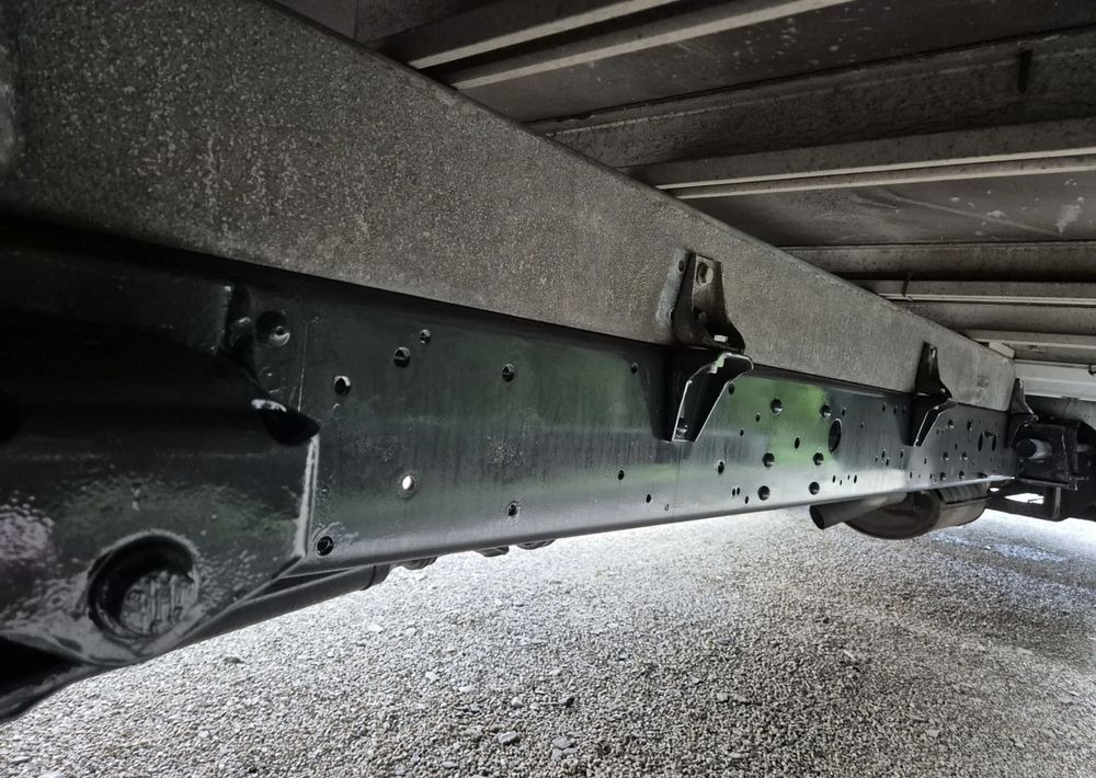 Iveco 70C17 3.0 170KM Skrzyniowy - Tent tarbesõiduk: pilt 5 Iveco 70C17 3.0 170KM Skrzyniowy - Tent tarbesõiduk: pilt 5